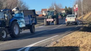 Le cortège des agriculteurs en colère mobilisés à Gap, le 25 janvier 2024, dans le contexte du mouvement de protestation national de la profession.