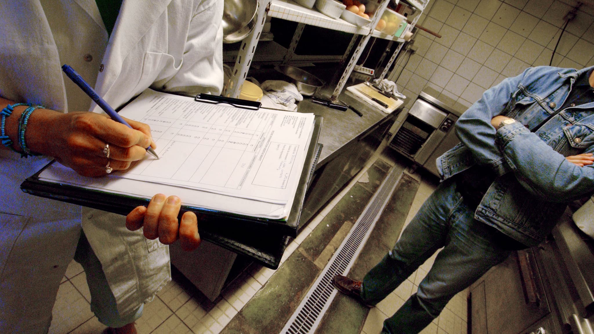 DU MATÉRIEL "SALE ET ROUILLÉ": LE PRÉFET ANNONCE LA FERMETURE ADMINISTRATIVE DU RESTAURANT NOMAD À SARCELLES