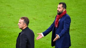 Hans-Dieter Flick et Hasan Salihamidzic lors d'un match du Bayern
