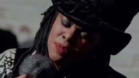 La chanteuse Q Lazzarus