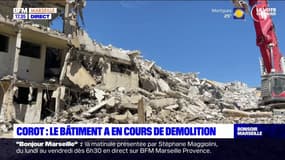 Marseille: le bâtiment A du Parc Corot, un symbole du mal logement, toujours en cours de démolition