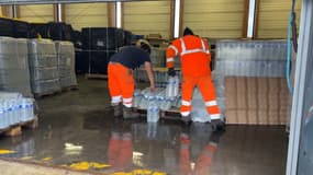 Une distribution d'eau potable dans le pays de Caux (Seine-Maritime) en décembre 2023.