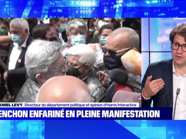 Mélenchon enfariné en pleine manifestation (2/2) - 12/06