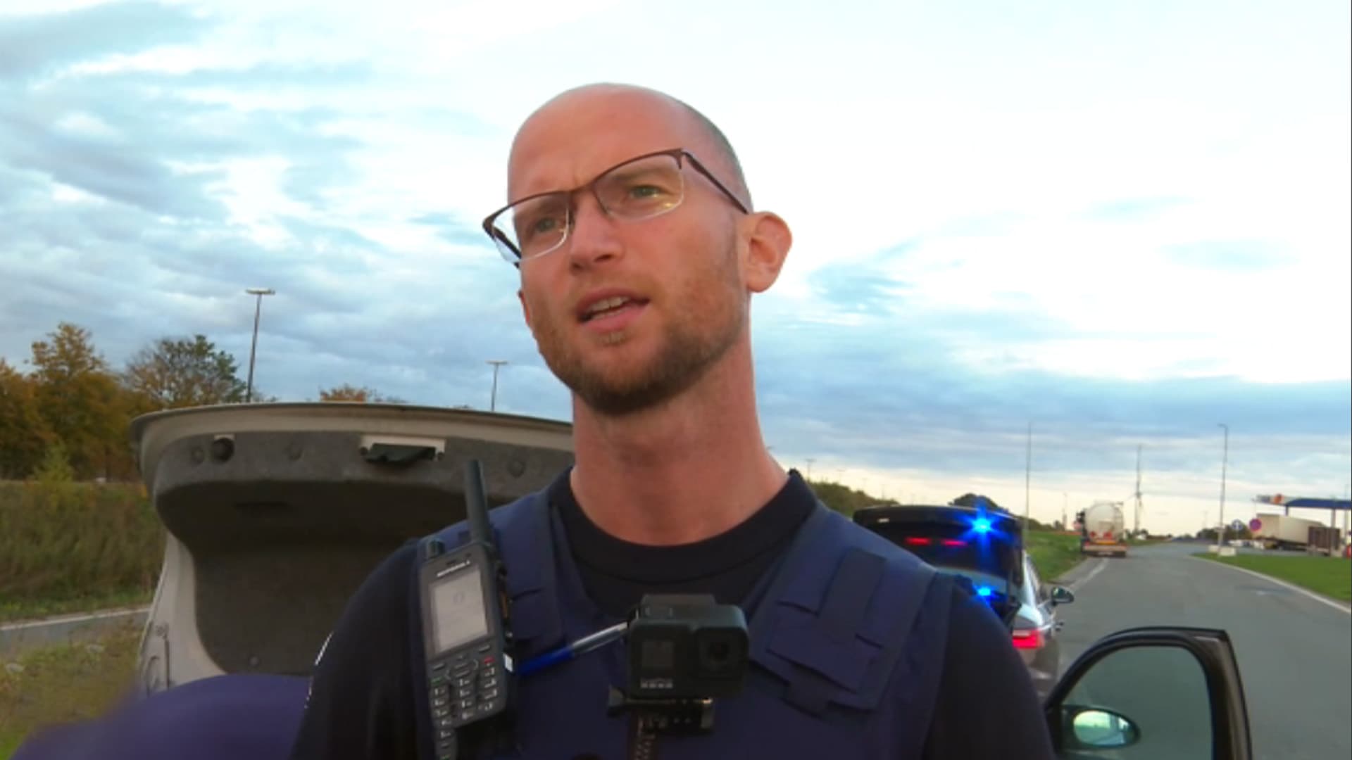 100 JOURS AVEC LA POLICE DE LA ROUTE