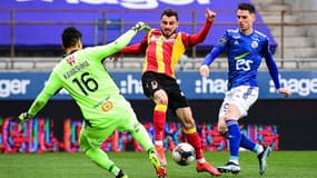 Jonathan Clauss, formé à Strasbourg, découvrait la Meinau dimanche sous le maillot du RC Lens