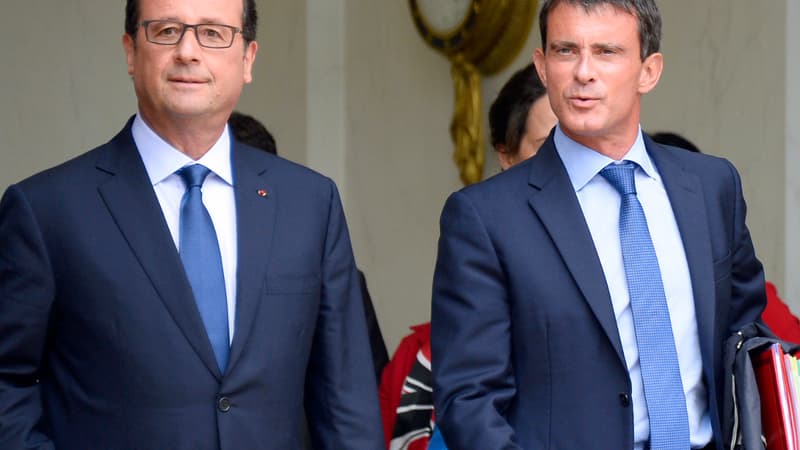 François Hollande et Manuel Valls sur le perron de l'Elysée
