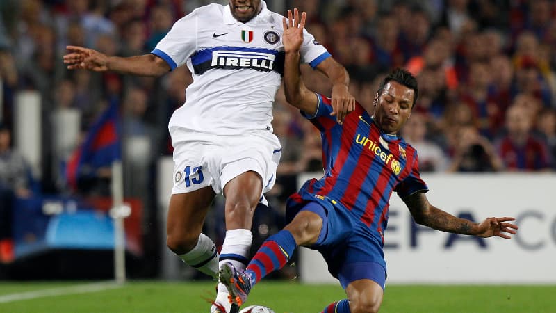 Maicon (à gauche) se serait présenté ivre à tous les entraînements le lundi selon un ancien coéquipier