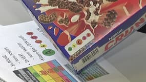 Le nouvel étiquetage nutritionnel recommandé par le Haut Conseil de la Santé Publique comporte cinq couleurs et cinq lettres. 