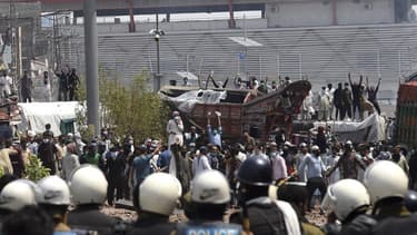 Des manifestations anti-France ont eu lieu dimanche 18 avril dans plusieurs villes au Pakistan alors qu'un groupe extrémiste appelle à la rupture des relations diplomatiques à Paris.