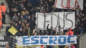 Une banderole contre Ledus lors d'un match contre le PSG en 2018