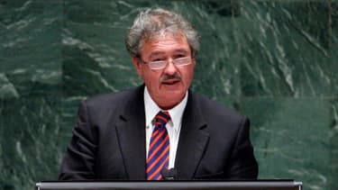 Jean Asselborn, le ministre des affaires étrangères luxembourgeois, aimerait que le Royaume-Uni soit traité "aussi fermement" que le Luxembourg.