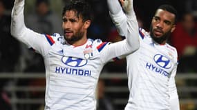 Nabil Fékir et Alexandre Lacazette de nouveau associés au sein de l'attaque lyonnaise