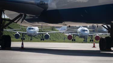 "C'est un effondrement absolument majeur et brutal" du trafic aérien à Paris mais aussi dans l'ensemble des aéroports gérés dans le monde par Groupe ADP, déplore le directeur général d'ADP