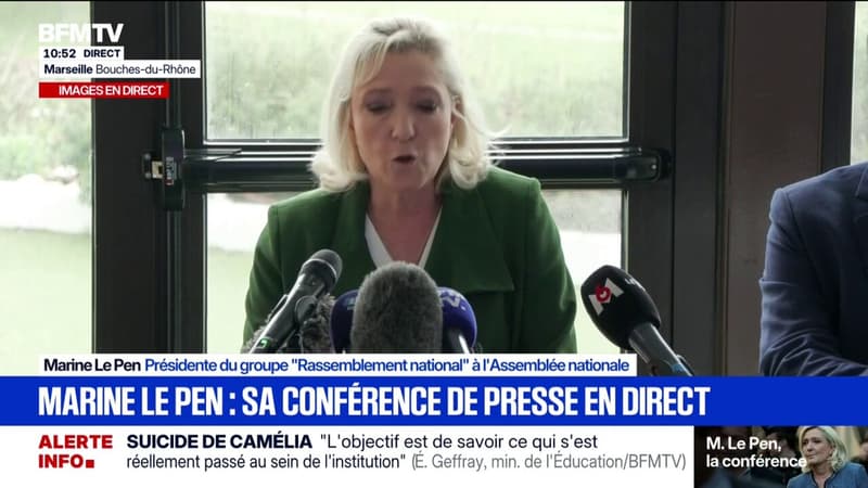 "Le PS n'apparaît plus aujourd'hui que comme la béquille rouillée et tordue de la Macronie", déclare Marine Le Pen, en déplacement à Marseille