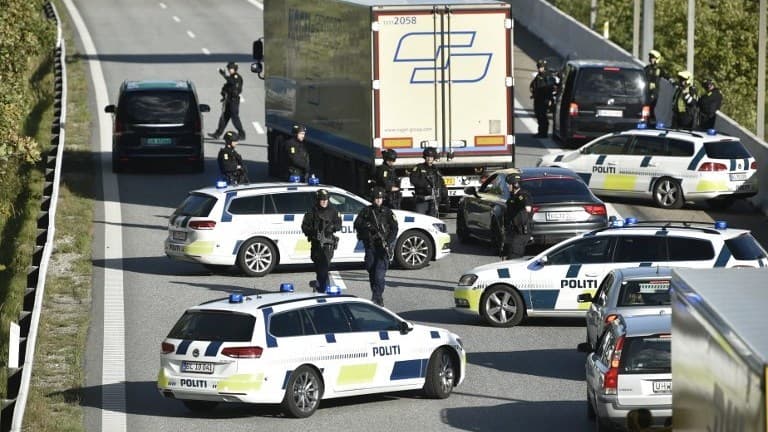 La police a bloqué l'accès au pont de l'Öresund qui relie le Danemark à la Suède.