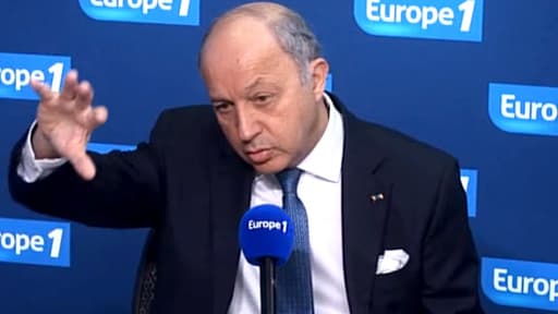 Laurent Fabius dans les studios d'Europe 1 le 18 mars 2014.