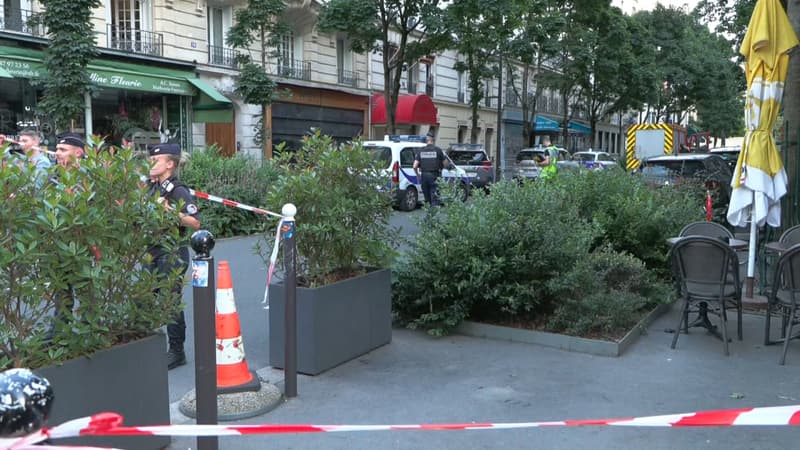La terrasse du restaurant où un automobiliste a foncé à bord de son véhicule mercredi 17 juillet, dans le 20e arrondissement de Paris.