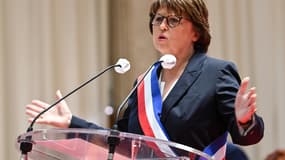 Martine Aubry interpelle Gérald Darmanin sur l'insécurité à Lille.