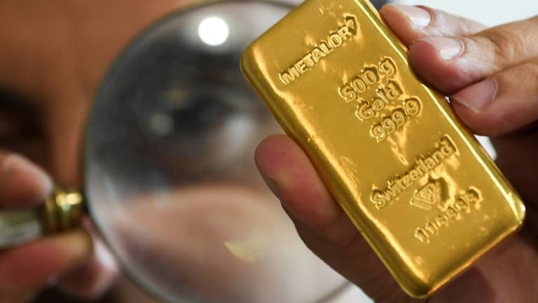 LES MAUVAISES NOUVELLES DE L'ÉCONOMIE AMÉRICAINE PROPULSENT L'OR À UN NOUVEAU RECORD HISTORIQUE À PLUS DE 3.600 DOLLARS L'ONCE
