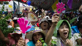 Manifestants anti-gouvernement à Bangkok, le 9 mai 2014.