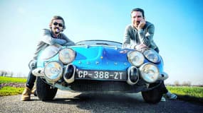 Thomas de Seaulieu et Cédric Faiche s'aligneront au volant d'une Alpine A110 le 18 avril sur la ligne de départ du 25ème Tour Auto, pour nous faire vivre de l'intérieur l'une des courses phare des propriétaires de voitures anciennes.