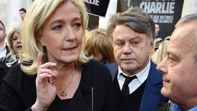Marine Le Pen a défilé dans le Gard aux côtés de Gilbert Collard.