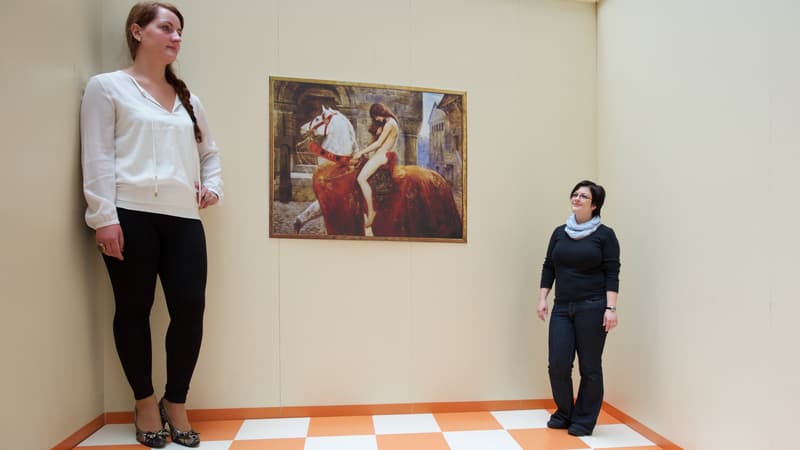 Deux femmes posent dans une chambre d'Ames en Allemagne (photo d'illustration).