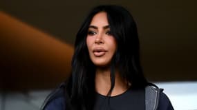 Kim Kardashian au Parc des Princes à Paris lors du match PSG-Rennes le 19 mars 2023
