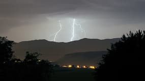 Un orage au-dessus des Vosges, le 12 juillet 2011 dans l'est de la France. (Photo d'illustration)