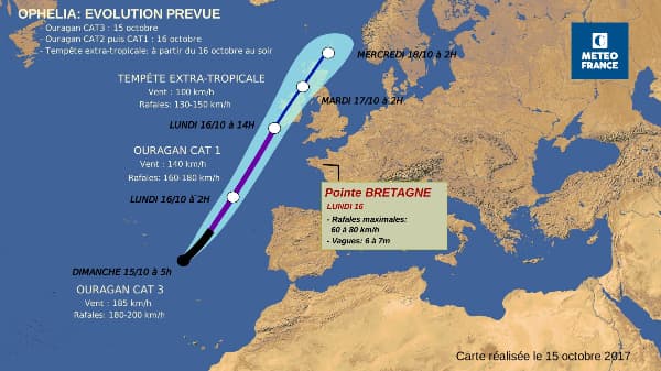 La trajectoire de l'ouragan Ophelia. 