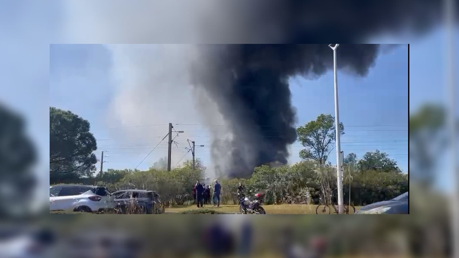 Un feu s'est déclaré à Fréjus le 26 avril 2023. Un feu s'est déclaré à Fréjus le 26 avril 2023.