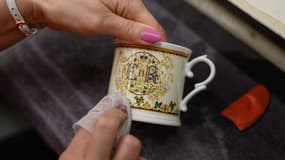 Une tasse fabriquée à l'occasion du jubilé de la reine Elizabeth II.