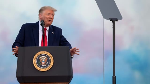 Le président américain Donald Trump s'exprime depuis les jardins de la Maison Blanche le 4 juillet 2020