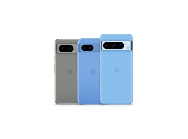 La gamme Google Pixel - De gauche à droite : le Pixel 8, le Pixel 8a et le Pixel 8 Pro