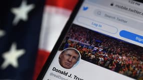 Sur Twitter, Donald Trump n'est pas encore banni. 