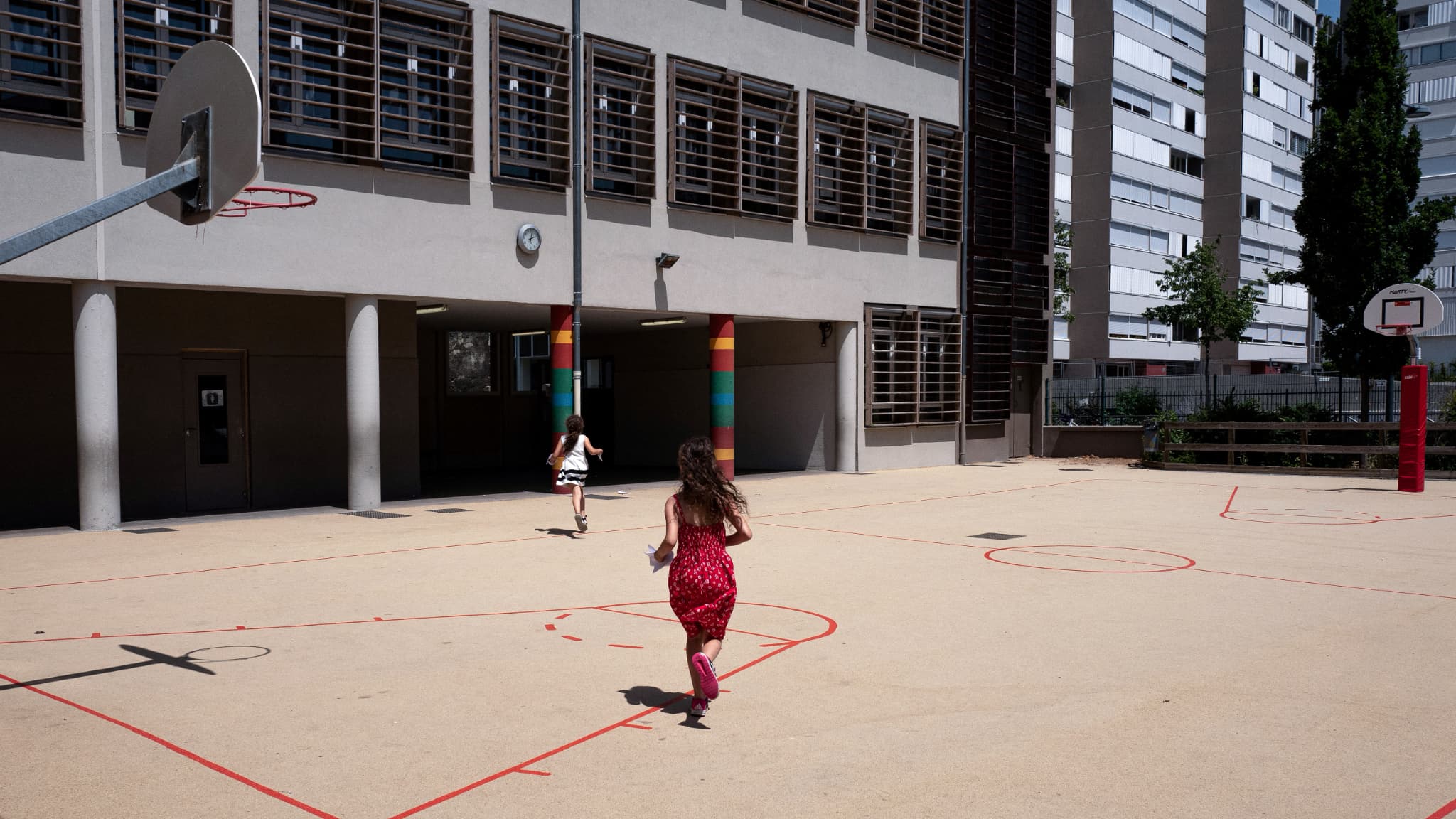 RENTRÉE: L'ASSURANCE SCOLAIRE EST-ELLE VRAIMENT INDISPENSABLE?