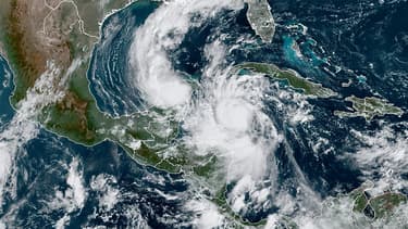 Image satellite de l'ouragan Delta.