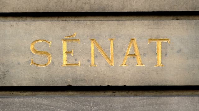 Un ancien ministre de Nicolas Sarkozy est entendu par le juge, dans une affaire de soupçons de détournements de fonds au Sénat. (Photo d'illustration)