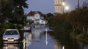 Une route inondée à Gujan-Mestras, en Gironde, après le passage de la tempête Domingos.  