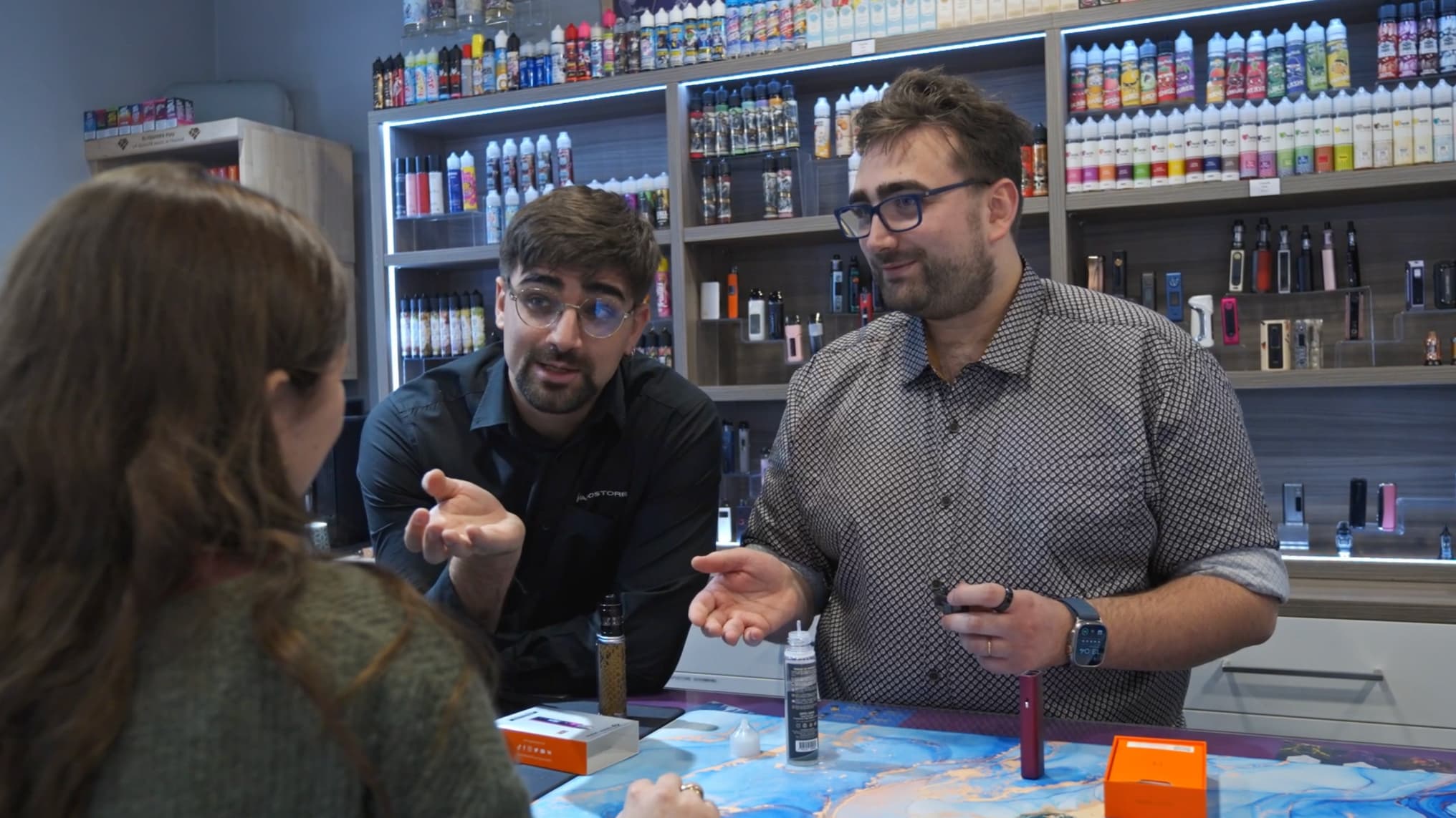 Vapostore : un réseau de boutiques de cigarettes électroniques en pleine  expansion