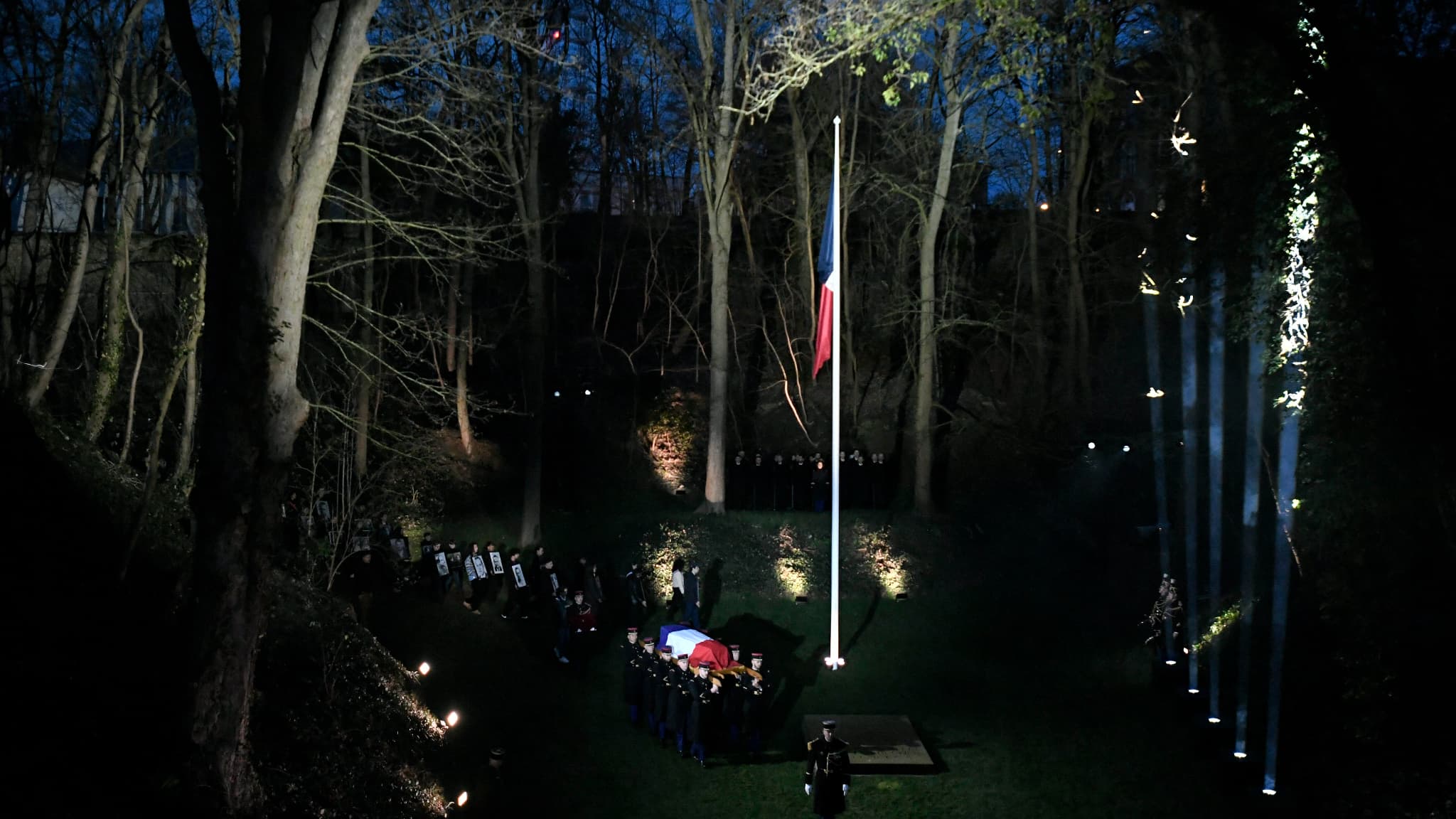 La cérémonie d'hommage à Missak Manouchian au Mont Valérien La cérémonie d'hommage à Missak Manouchian au Mont Valérien