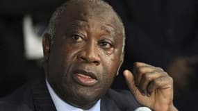 La Communauté économique des Etats d'Afrique de l'Ouest a annoncé jeudi l'envoi en Côte d'Ivoire d'un émissaire pour faire savoir au président sortant, Laurent Gbagbo, qu'il doit céder le pouvoir, faute de quoi il s'expose à une "force légitime". /Photo p