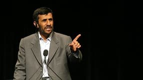 Mahmoud Ahmadinejad lors d'une intervention à l'université de Columbia, à New York en 2007.