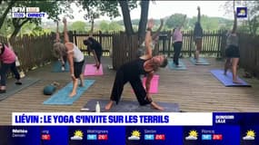 Pas-de-Calais: le yoga s'invite sur les terrils à Liévin