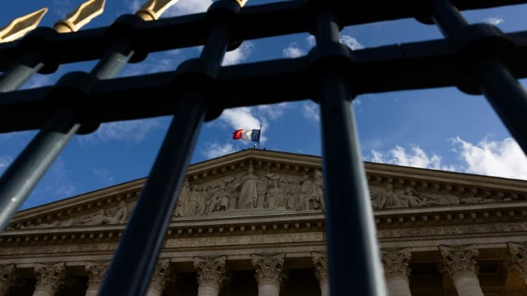 Une façade de l'Assemblée nationale qui vient de connaître une nouvelle recomposition, le 10 juillet 2024 à Paris