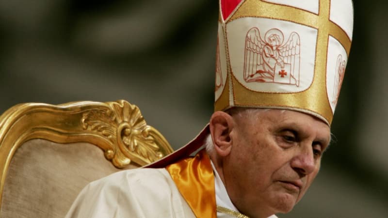 Mort de Benoît XVI: comment vont se dérouler les funérailles du pape émérite?