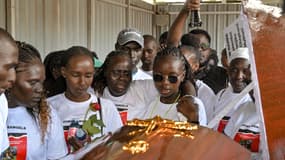 Des proches de Rebecca Cheptegei, le 13 septembre 2024