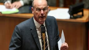 Le ministre français de l'Economie, Eric Lombard, lors d'une séance de questions au gouvernement à l'Assemblée nationale, à Paris, le 3 juin 2025