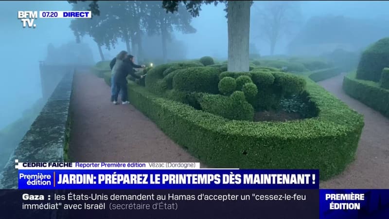 Deux semaines avant le début du printemps, les jardiniers des Jardins de Marqueyssac en Dordogne préparent les buis