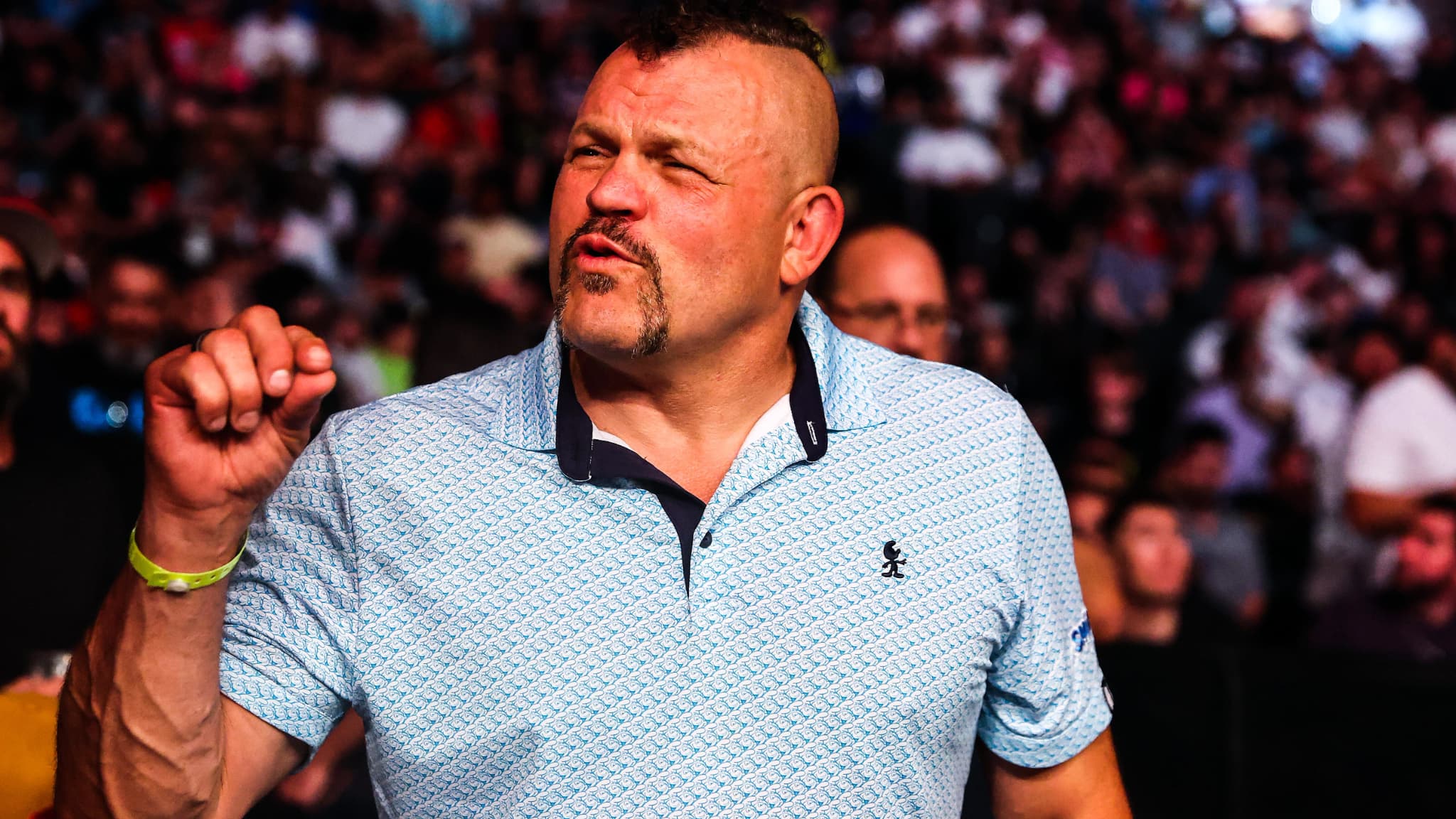 Chuck Liddell dans les tribunes lors de l'UFC 274, en mai 2022 à Phoenix Chuck Liddell dans les tribunes lors de l'UFC 274, en mai 2022 à Phoenix